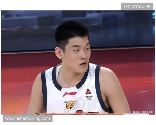 广东球迷怒斥陈家政未获重用 杜锋回应 广东球迷怒斥陈家政未获重用 杜锋回应